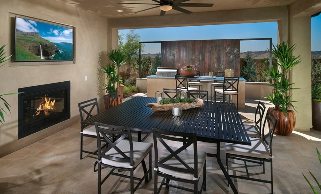 7indoor-outdoor-patio-fireplace-1024x620
