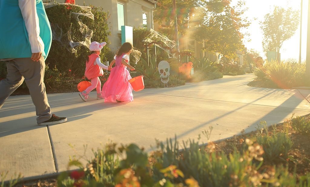 little-princess-costume-halloween-1024x620
